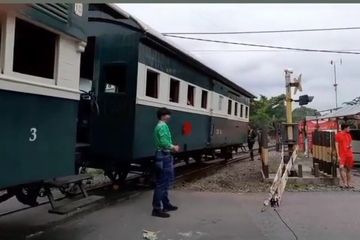 Video Viral Sepur Kluthuk Jaladara Mogok Di Solo Ini Penjelasan KAI