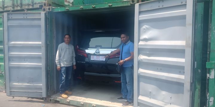 Pelaku Penggelapan Dana Nasabah BNI Ambon Kirim Toyota Alphard Ke