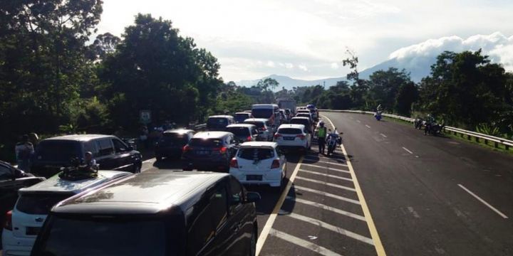 Kemenhub Imbau Masyarakat Hindari Jalur Puncak Apa Sebabnya