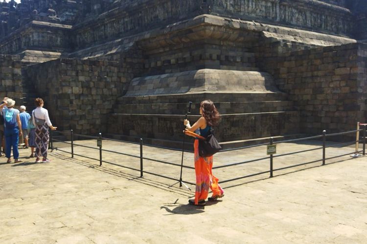 Relief Karmawibhangga Di Candi Borobudur Yang Menyimpan Misteri