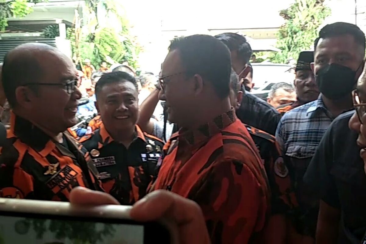 Hadiri Peresmian Gedung Ormas Pemuda Pancasila Anies Baswedan Pakai