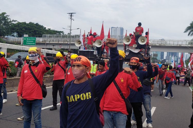 Foto 10 000 Buruh Akan Demo Di Depan Gedung DPR MPR Besok Tolak