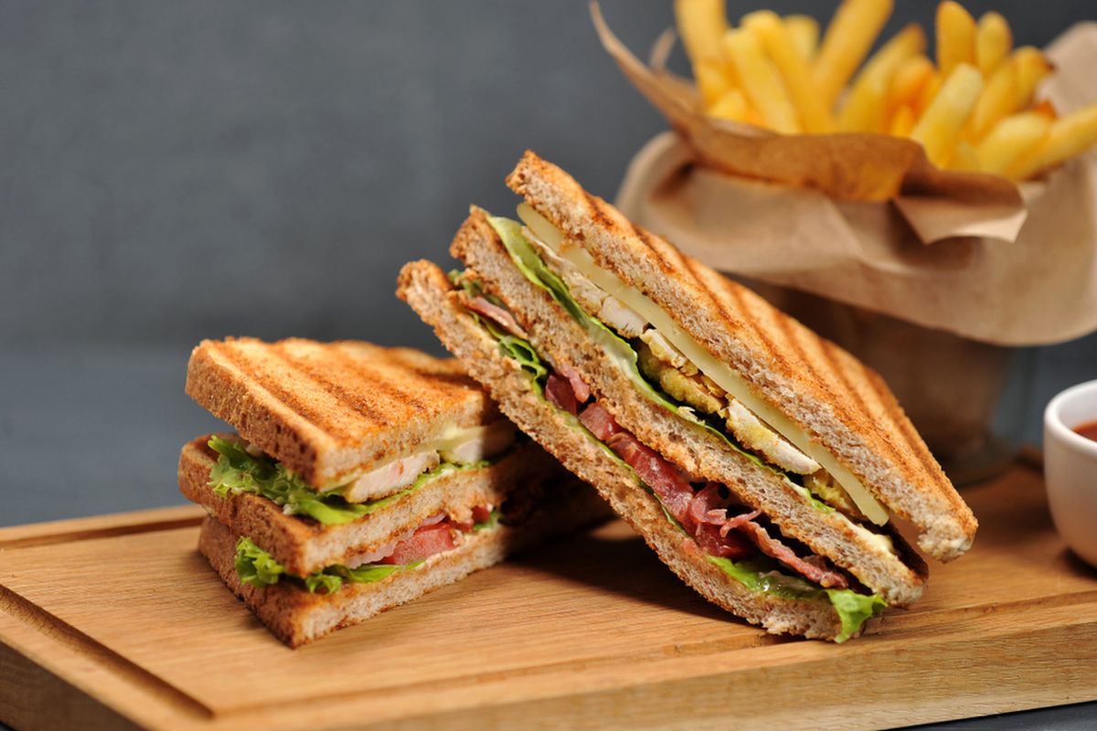 Resep Club Sandwich Masak Menit Untuk Sarapan Atau Bekal