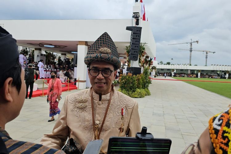 Foto Indahnya Pakaian Adat Para Menteri Saat Upacara Di Ikn Dari