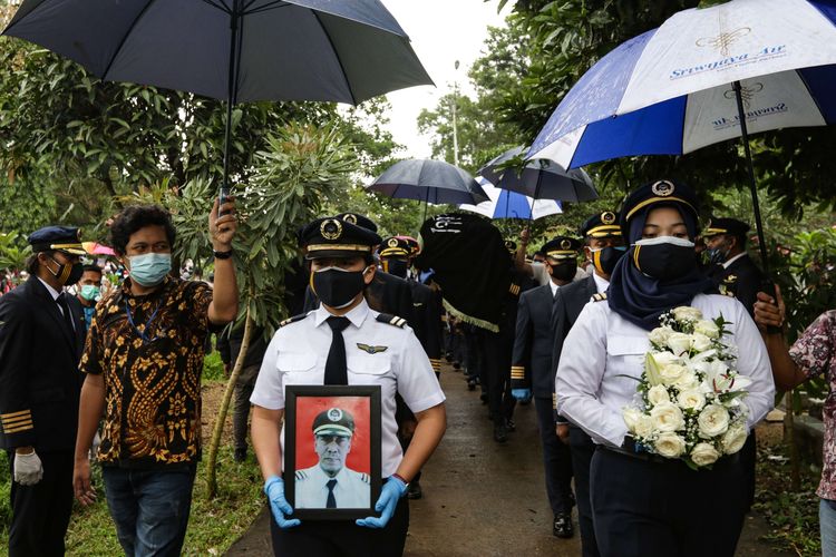 Kemenhub Sebut Ahli Waris Korban Sriwijaya Air Sj Sudah Terima