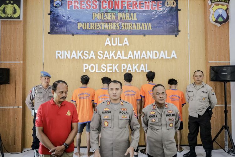 Polisi Tangkap Pelaku Tawuran Antarperguruan Silat Di Surabaya