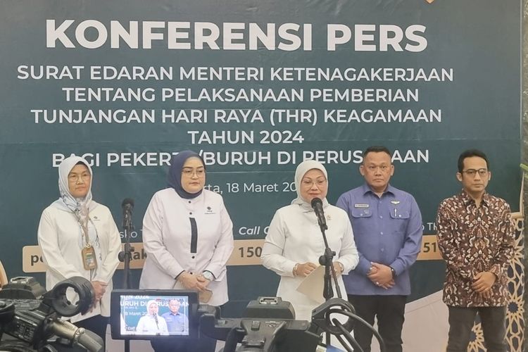 Foto Thr Wajib Dibayar Paling Lambat H Lebaran Menaker Tidak