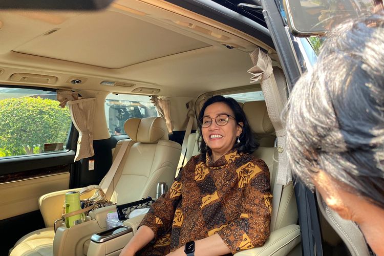 HOAKS Sri Mulyani Bagikan Uang Rp 15 Juta