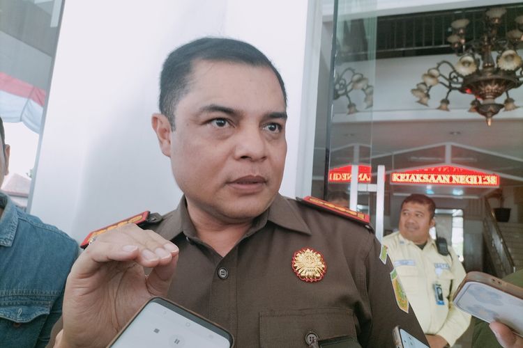 Kajari Solo Ungkap Alasan Kejati Jateng Periksa Rektor Uns Jamal Wiwoho