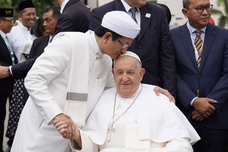 Foto Paus Fransiskus Dan Deklarasi Istiqlal Yang Teguhkan Kerukunan