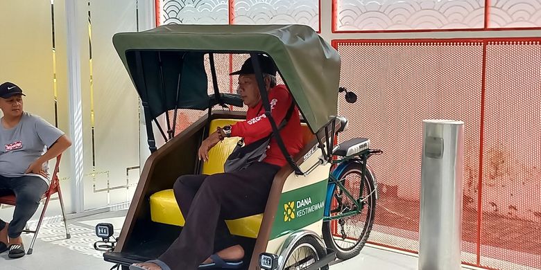 Berita Terkini Harian Becak Kayuh Tenaga Listrik Terbaru Hari Ini