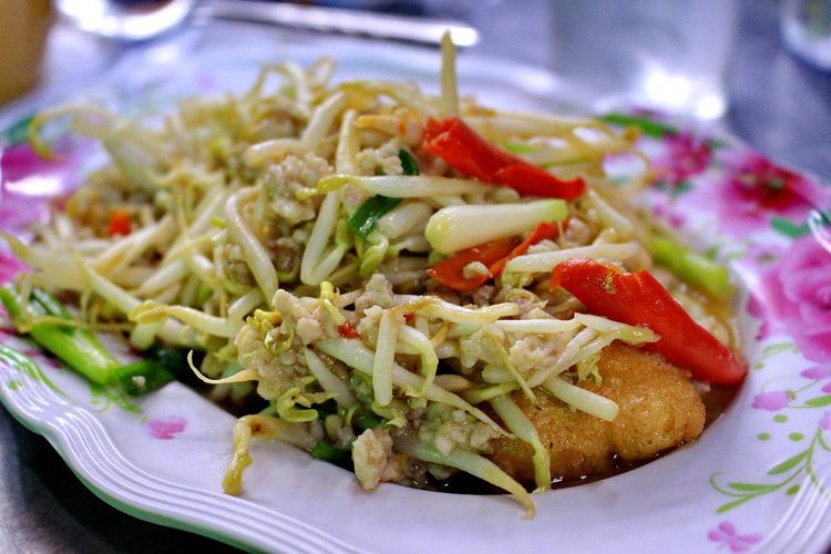 Resep Cah Taoge Jamur Enoki Untuk Makan Malam