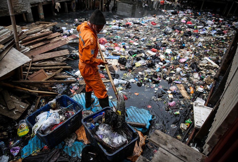 Sampah di Kali Gendong Penjaringan Jakarta Utara