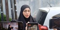 Bertetangga, Celine Evangelista Kaget Dengar Suami Najwa Shihab Meninggal