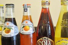 Selain kroket, Toko arancini NAGOYA ini juga menyediakan minuman soda buatan Italia seperti baladin cola dan limonata yang tidak menggunakan bahan aditif, dijual dengan harga 480 Yen per botolnya. 