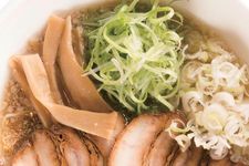 Ramen Misato, gurih berkat lemak gaging berkualitas tinggi.
