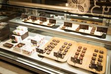 Yokohama Chocolate factory &amp; museum