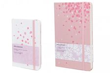 notes MOLESKINE edisi terbatas berdesain sakura