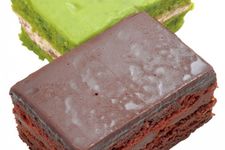 &ldquo;F-Chocolat&rdquo;, di depan adalah plain dan yang belakang adalah matcha yang dijual secara terbatas waktu
