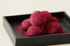 &ldquo;Wasambon Raspberry Cookies&rdquo; (756 yen) dari Kasho Hanakikyo