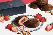 Set oleh-oleh &ldquo;Nama&rsquo; Choco Pie Gift FRAISIER&rdquo;