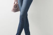 Celana denim model skinny dari koe