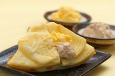 Sarada&rsquo;s Tuna Egg Salad Taiyaki seharga 400 yen.
