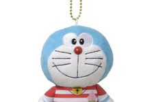 &ldquo;Maskot Doraemon&rdquo; (1,200 yen) dengan panjang keseluruhan 13m
