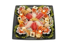 Enjoy together SUSHI Selection sangat cocok untuk tiga hingga empat orang.