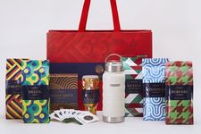 Tas keberuntungan 10.000 yen memiliki produk cantik yang akan membuat kamu bisa menikmati rasa dari biji kopi pilihan. 