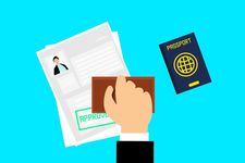 Ilustrasi perpanjangan paspor dan visa di kedutaan.