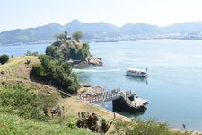 Setelah menginjakkan kaki di Pulau Noshima, kamu bisa merasakan sejarah para bajak laut dan reruntuhan Kastil Noshima.