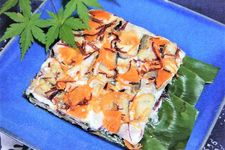 Sushi hatahata terbuat dari ikan hatahata, makanan khas musim dingin di Akita. (KARAKSA MEDIA PARTNER)