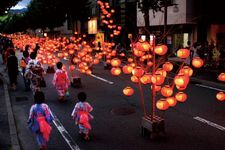 Yamaguchi Tanabata Lantern Festival. (DOK. JNTO)