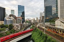 Hijiri-bashi atau jembatan Hijiri di Tokyo, Jepang. (KARAKSA MEDIA PARTNER)