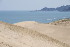 Tottori sakyu atau padang pasir Tottori, tempat wisata di Prefektur Tottori,  Jepang. (&copy;JNTO)