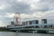 Jembatan Odaiba di Tokyo, Jepang. (KARAKSA MEDIA PARTNER)