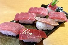 Sushi tuna khas Prefektur Kanagawa, Jepang.