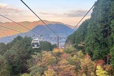 Hakone Ropeway, destinasi wisata musim gugur di Hakone, Jepang. 