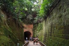 Sarushima (Pulau Monyet) di Teluk Tokyo, Jepang.