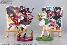 Action figure Megumin dan Yunyun dari anime KonoSuba.