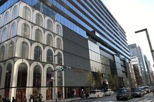 Gedung Ginza Six karya arsitek Jepang, Kenzo Tange.