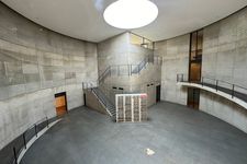 Ruang Rotunda di dalam Museum Rumah Benesse, Pulau Naoshima, Prefektur Kagawa, Jepang. (Foto diambil 4/8/2024)