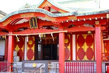 Kuil Anamori Inari dekat dengan Bandara Haneda, Tokyo, Jepang.