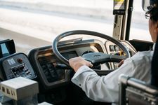 Sopir bus menjadi salah satu bidang kerja terbaru dalam skema SSW (Specified Skilled Workers). Iyus (40), pria asal Indonesia, menjadi sopir bus pertama pada program SSW.