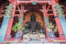 Todaiji, situs Warisan Dunia UNESCO yang terkenal dengan patung Buddha raksasa,&nbsp;Great Buddha of Nara.