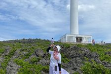 Pemandangan wisata mercusuar Cape Zanpa di Okinawa saat musim panas. (Foto diambil pada 2024)