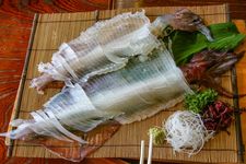 Cumi-cumi yobuko khas Prefektur Saga, Jepang.