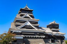Kastel Kumamoto berusia 425 tahun di Prefektur Kumamoto, Jepang.