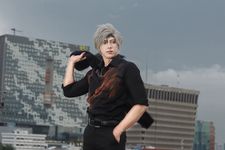 Andy, cosplayer asal Kota Malang yang berperan sebagai Sylus, karakter dari otome game 3D. Cosplay membuat Andy lebih percaya diri terutama saat memerankan karakter yang kuat dan karismatik.